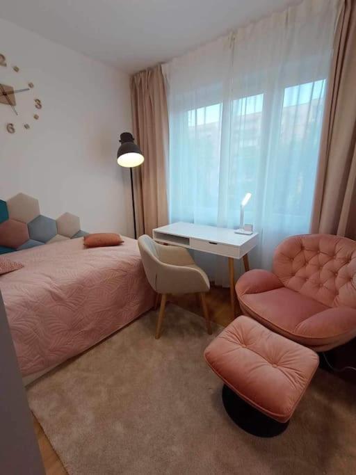 Апартаменты Apartament Podgorna 19 Торунь Экстерьер фото